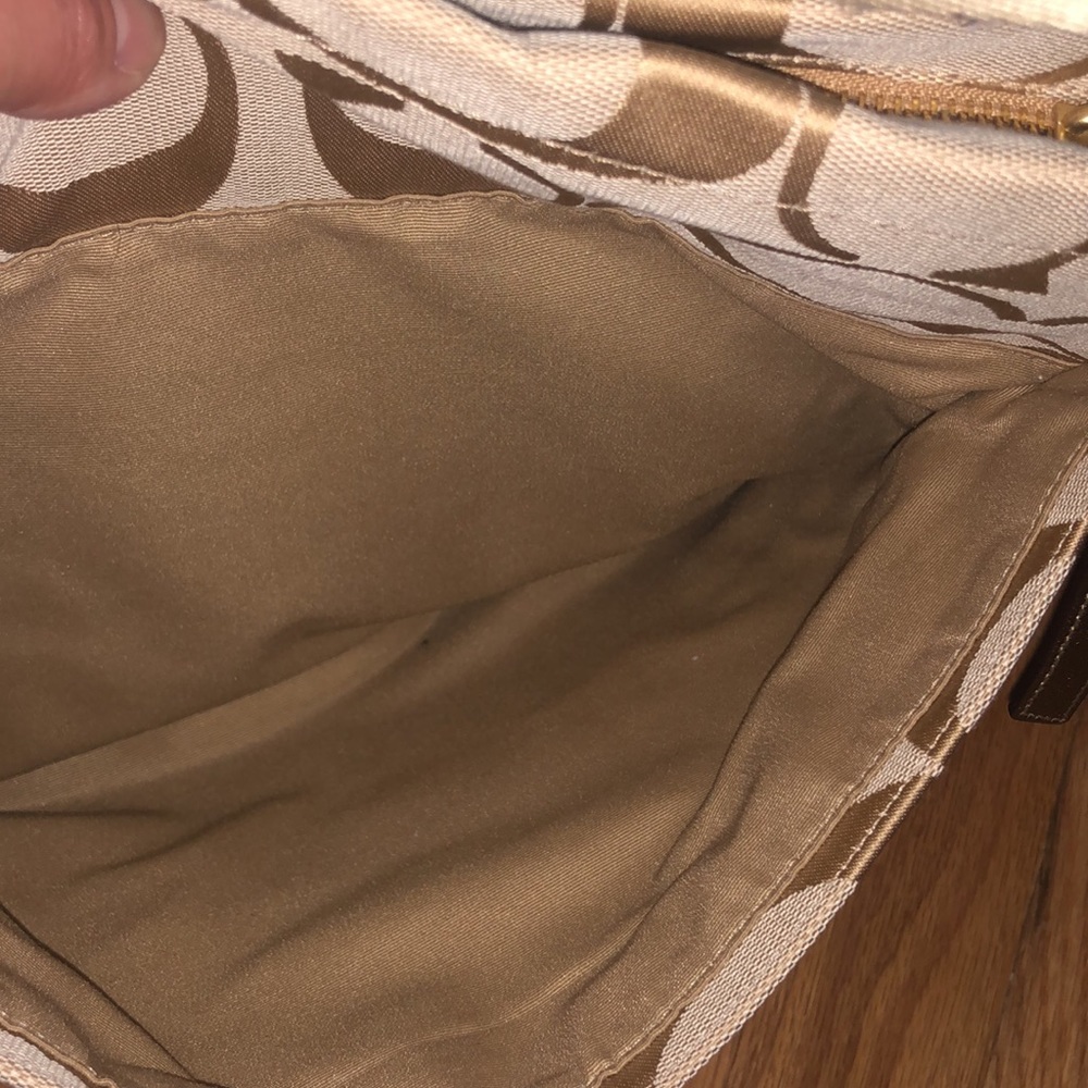 Coach Crossbody - Picture 5 of 6